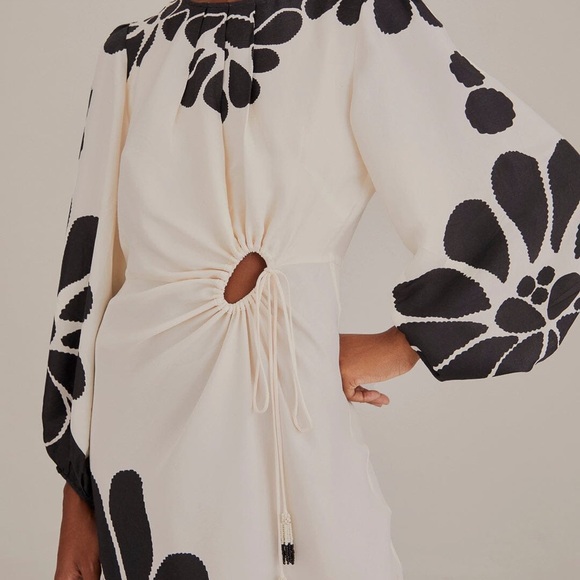 FARM Rio Palermo Floral Long Sleeve cutout Dress size L - Picture 2 of 13